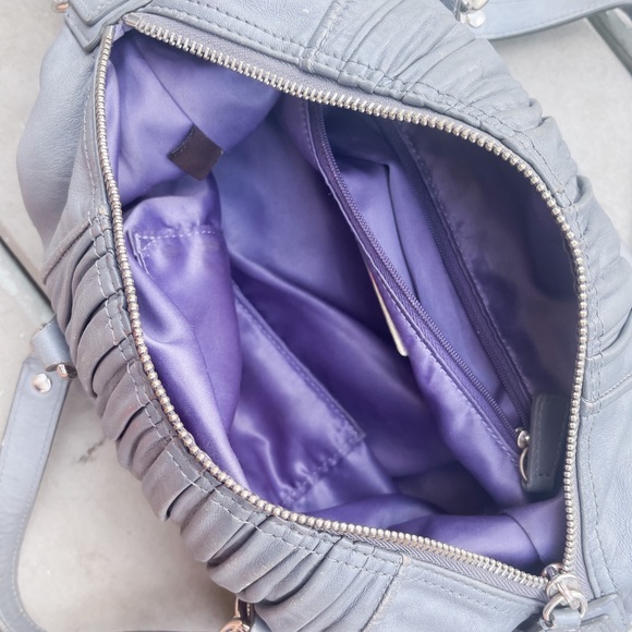 Authentic Gorgeous grey Coach handbag. - Picture 6 of 6